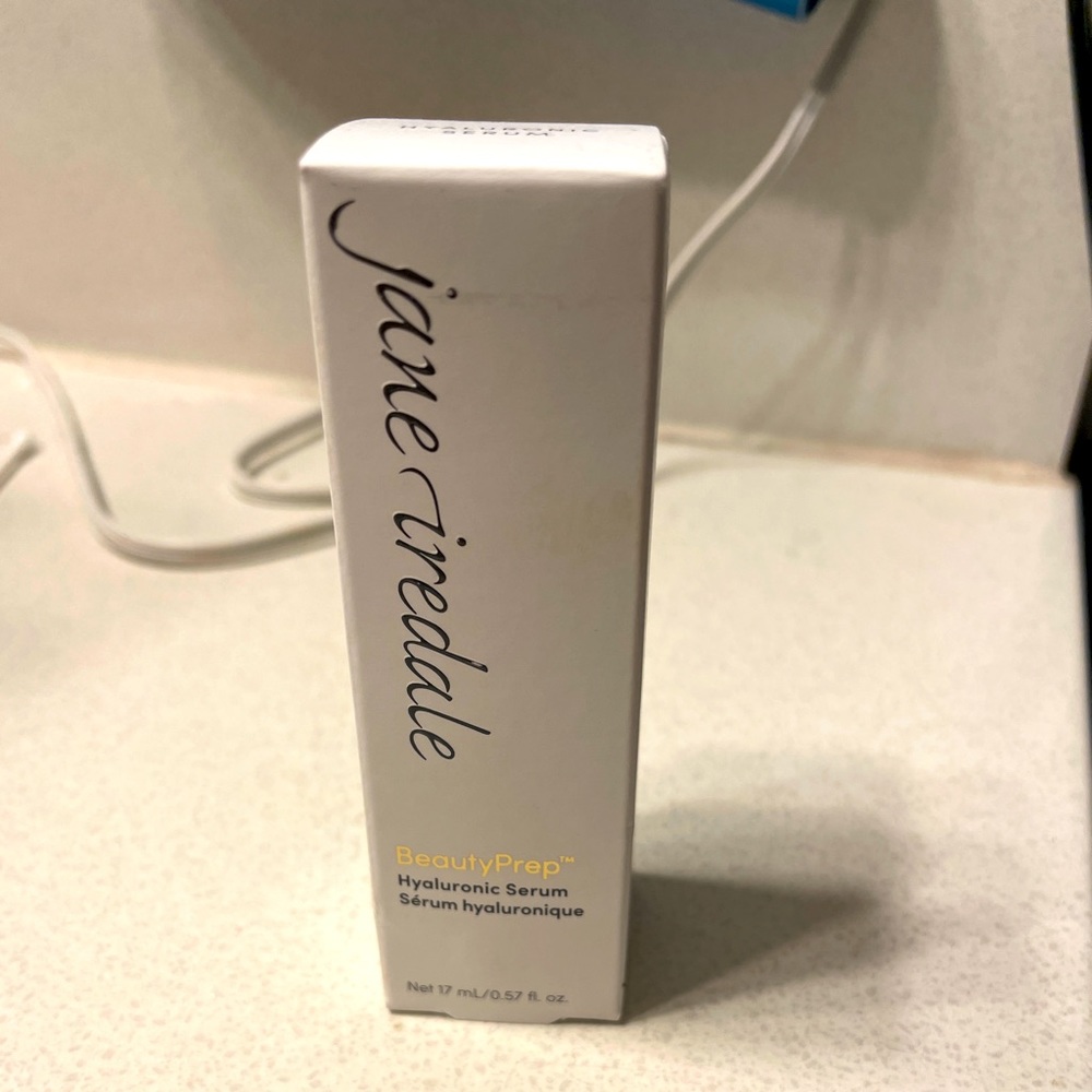 Jane Iredale Hyaluronic Serum New In Box